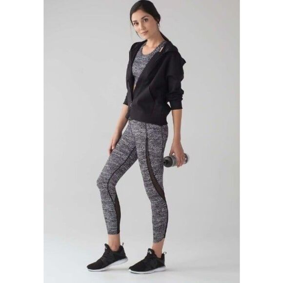 Lululemon Pace Perfect 7/8 Tight (25") Air Time White Black / Black Size 8 - Picture 1 of 11